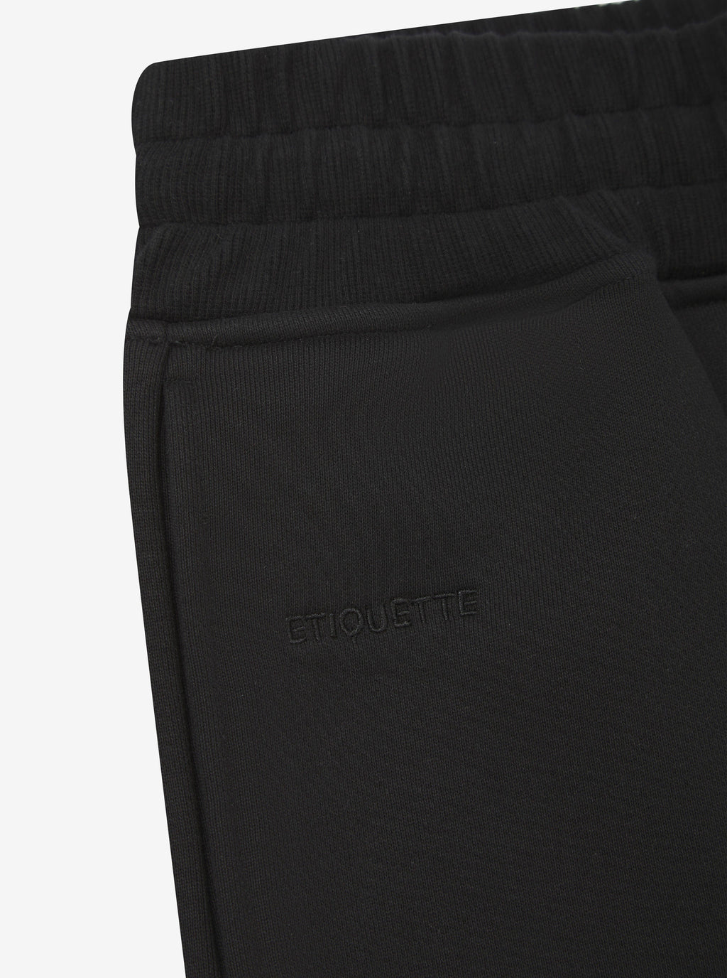 Etiquette Core Short