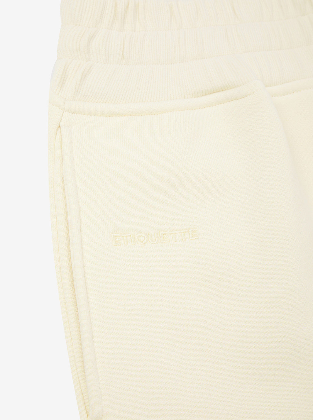Etiquette Core Short