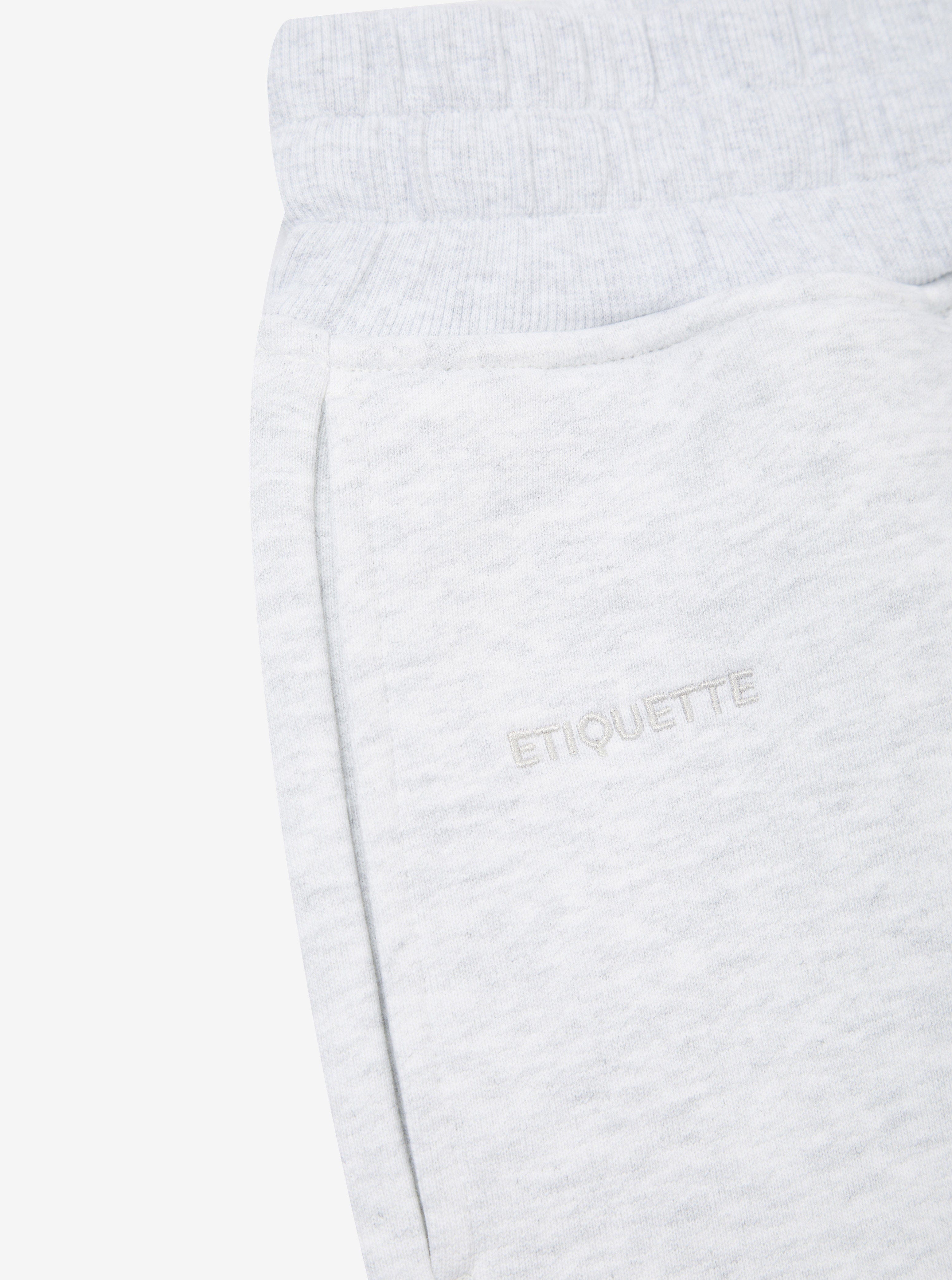 Etiquette Core Short