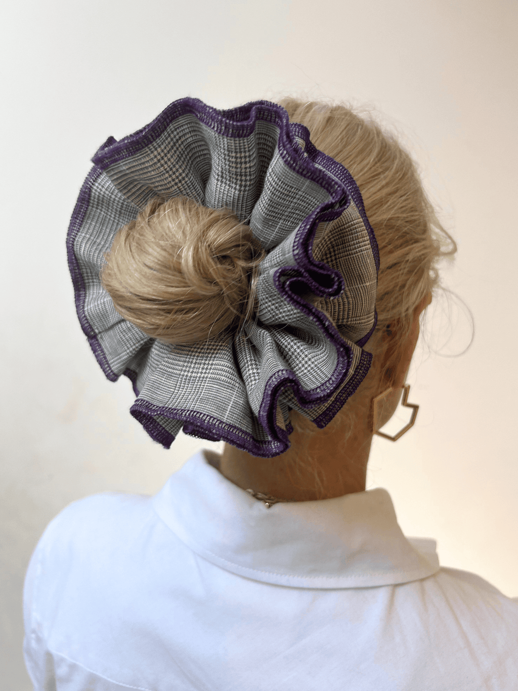 No More Nobody Azaria Organic Linen Scrunchie