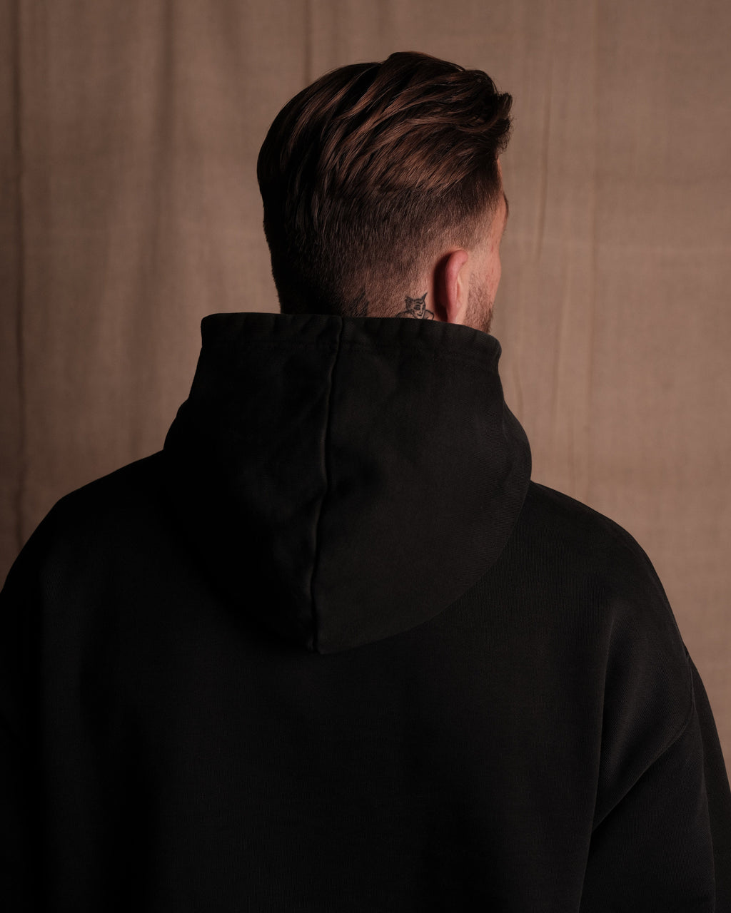 SAINTABLETT HOOD 001