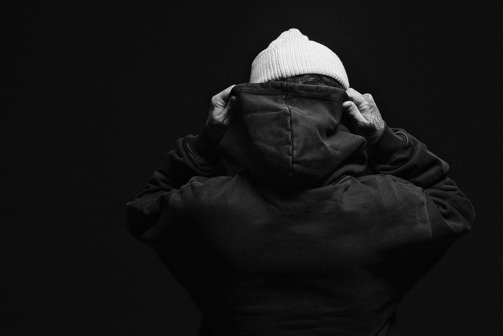 SAINTABLETT HOOD 001