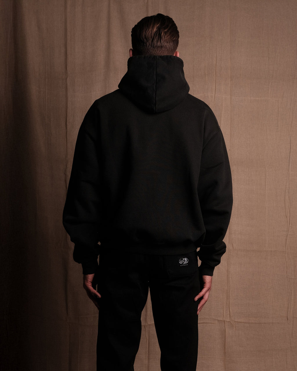 SAINTABLETT HOOD 001