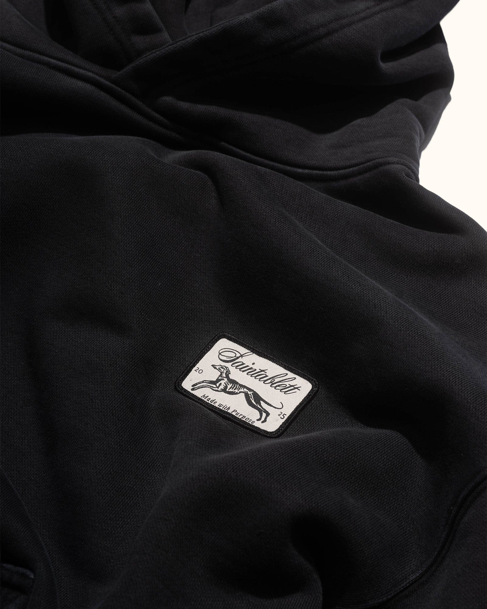 SAINTABLETT HOOD 001